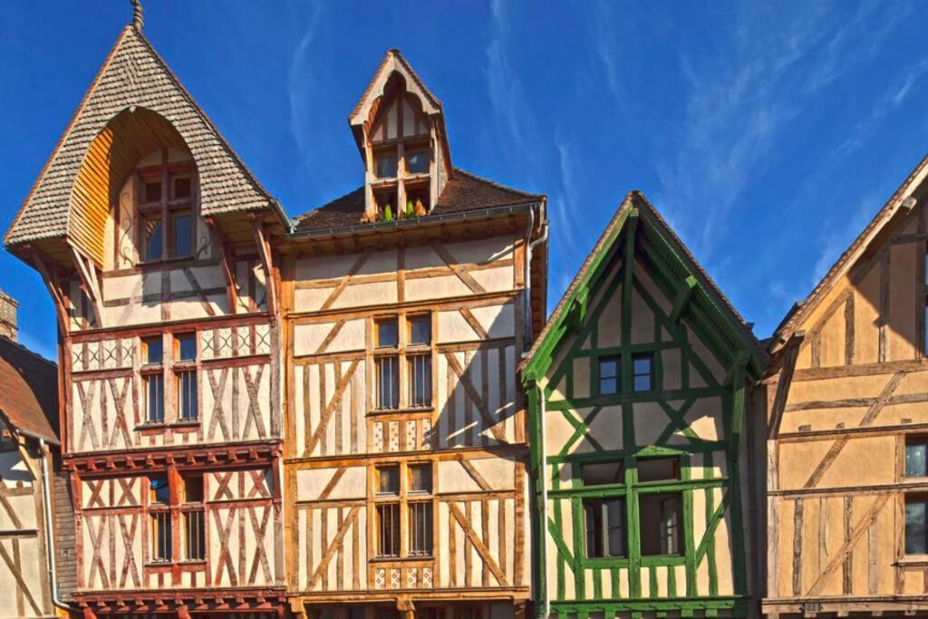 Colibri Studio Coeur De Ville Mon Groom Troyes Bagian luar foto